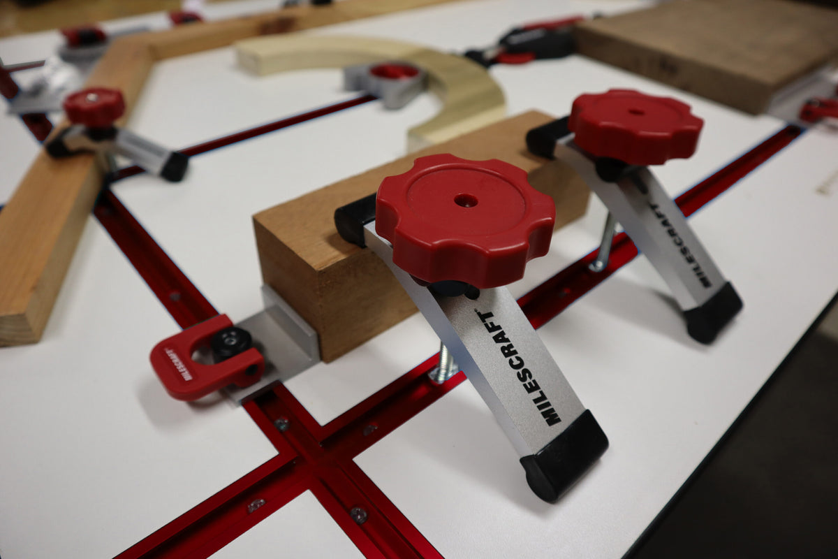 Milescraft Pack of 2 T-Track HoldDown100 Clamps, rubber-tipped, ideal for custom jigs, prevent workpiece damage