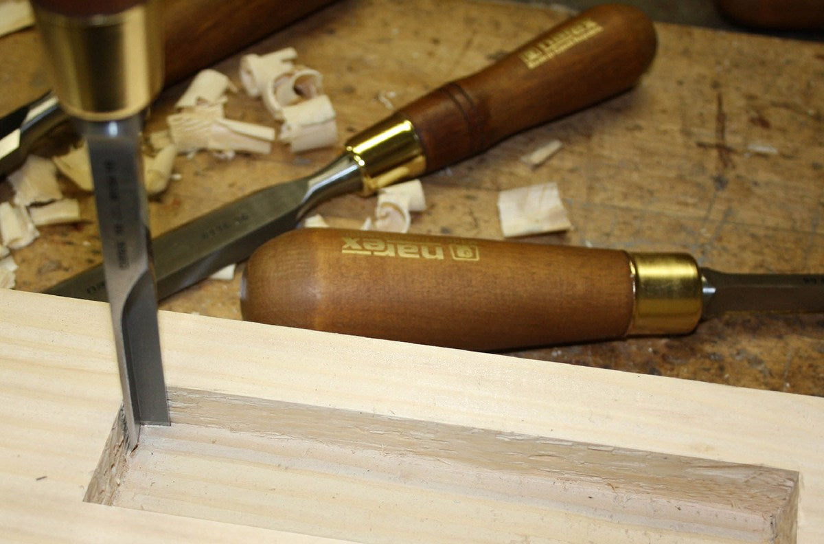 Narex 10 x 10mm corner chisel for cleaning cabinet corners with 120mm blade