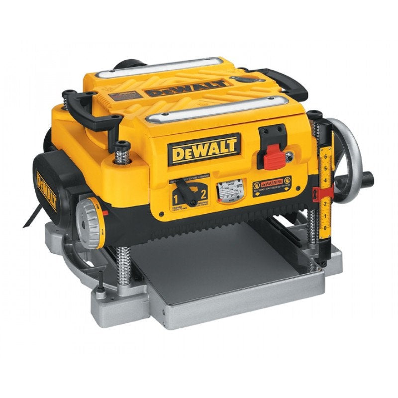 Sherwood Helical Cutterhead Upgrade for DeWalt DW735-XE Thicknesser - Close up view of the spiral cutter head