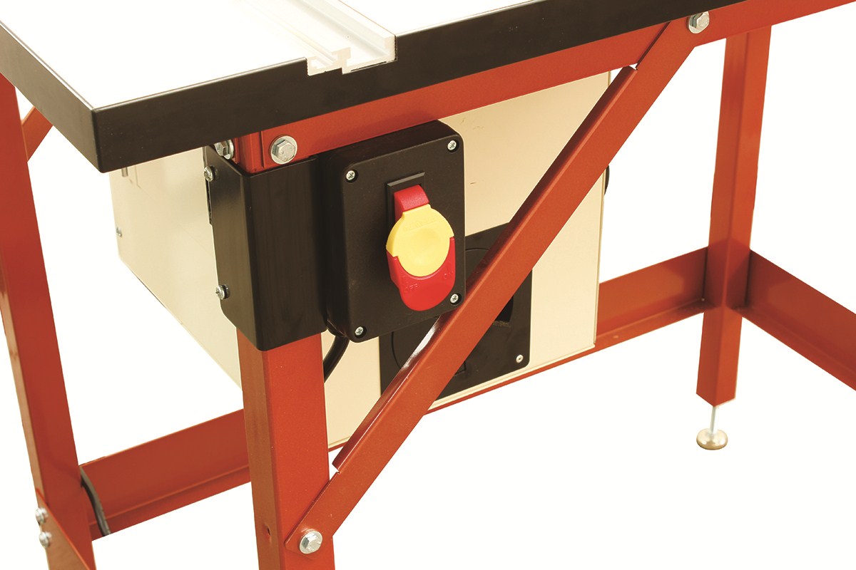 Incra LS Super System 635mm Kit with Plunge Router Lift, angled view with precision accessories