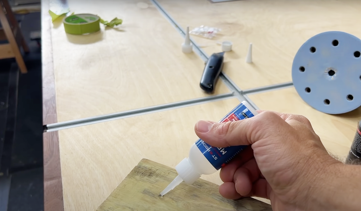 Starbond Multi-Purpose Medium CA Super Glue in use on woodworking project