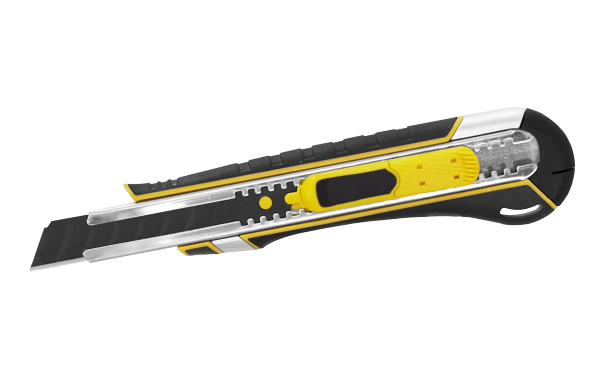 FastCap MAG Knife with auto retracting blade, metal frame, rubberized casing, and built-in magnet