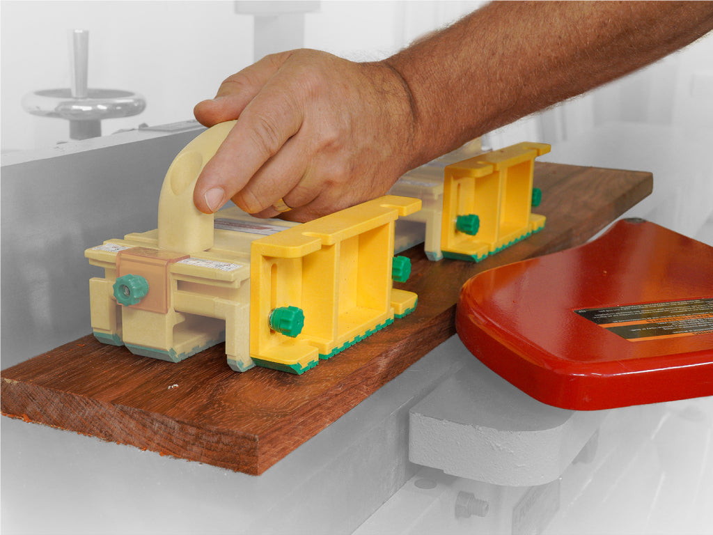 MicroJig GRR-Ripper PRO 3D Pushblock with SafeRip Kit - Enhanced safety and control for woodworking tasks