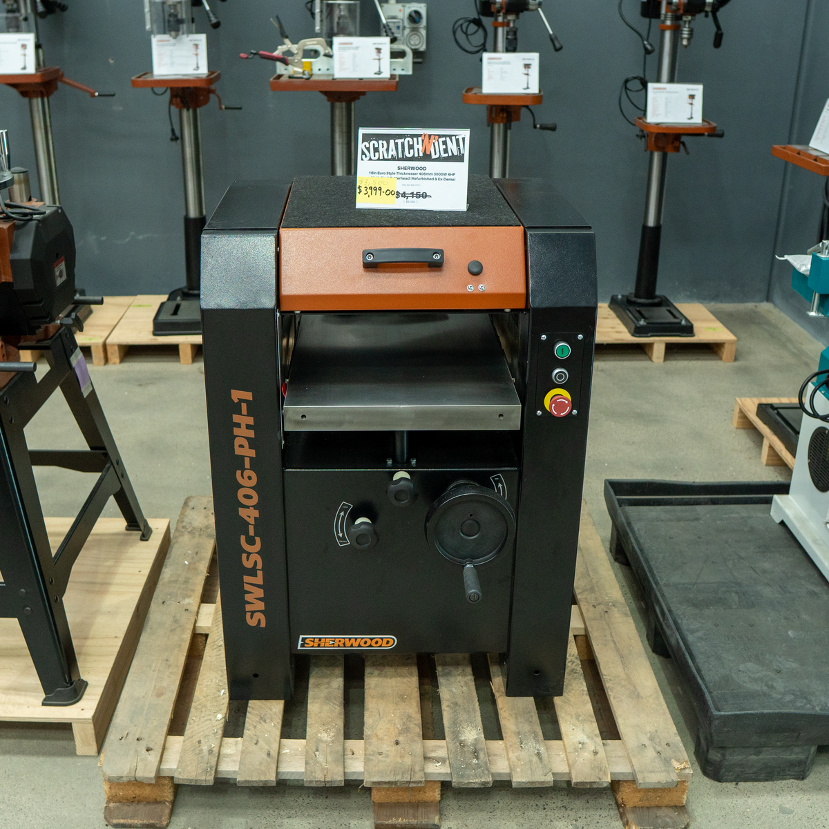 Scratch 'N Dent - SWTSC-406-PH-3 Sherwood 16in Industrial Thicknesser Helical Cutterhead Three Phase 2200W 3HP