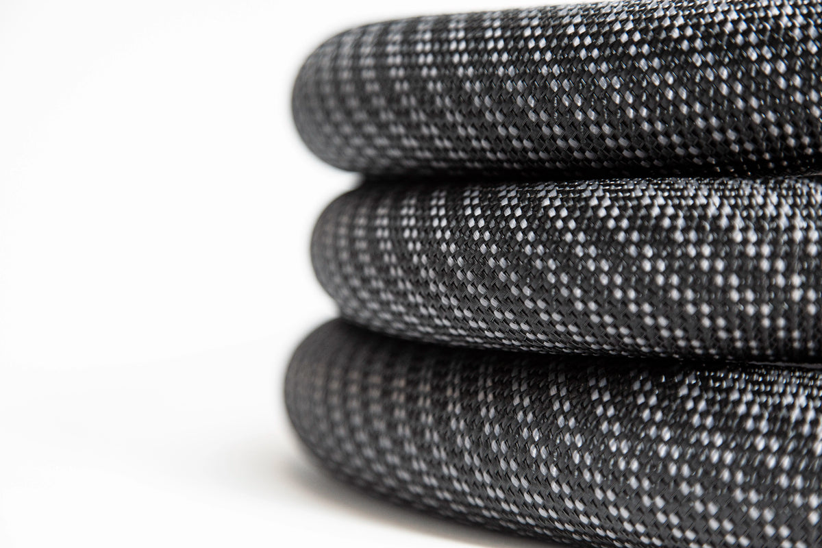 Shaper Tools Woven Dust Hose 2.5m, braided sleeve, tapered connector, antistatic properties