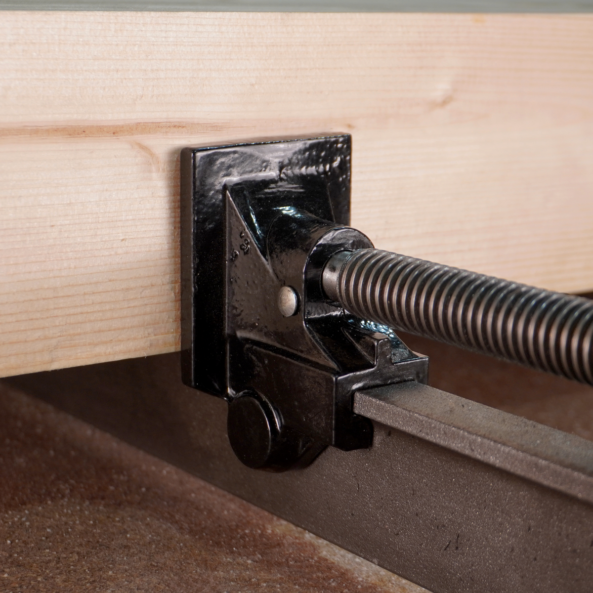 Torquata Heavy Duty Steel T-Bar Sash Clamp 1670mm Capacity