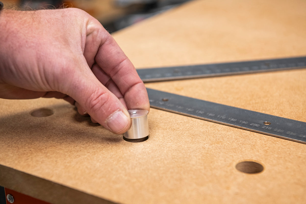 UJK Parf Plus Guide System with Parf Protractor, creating precise 20mm holes from 0-90° angles