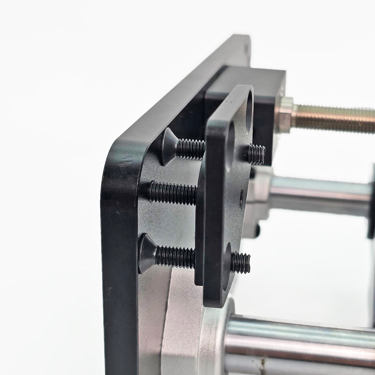 Compact Torquata Trim Router Lift & Mounting Plate for 65mm routers, ideal for precision woodworking in limited space