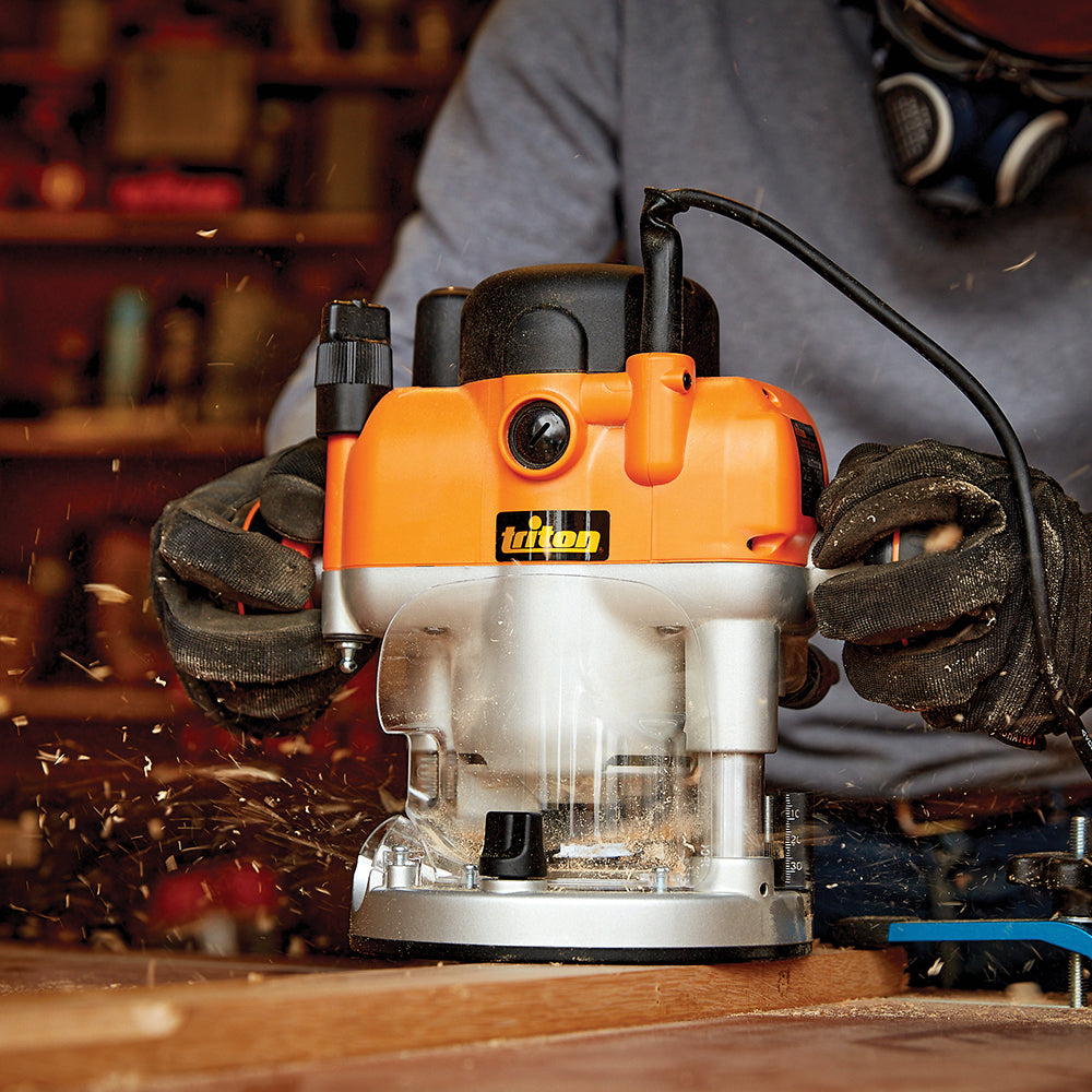 Triton TRA001 2400W Dual Mode Precision Plunge Router