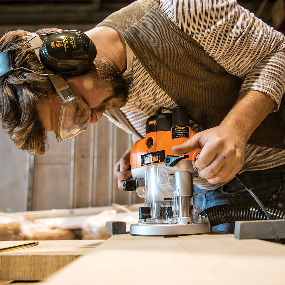 Triton TRA001 2400W Dual Mode Precision Plunge Router