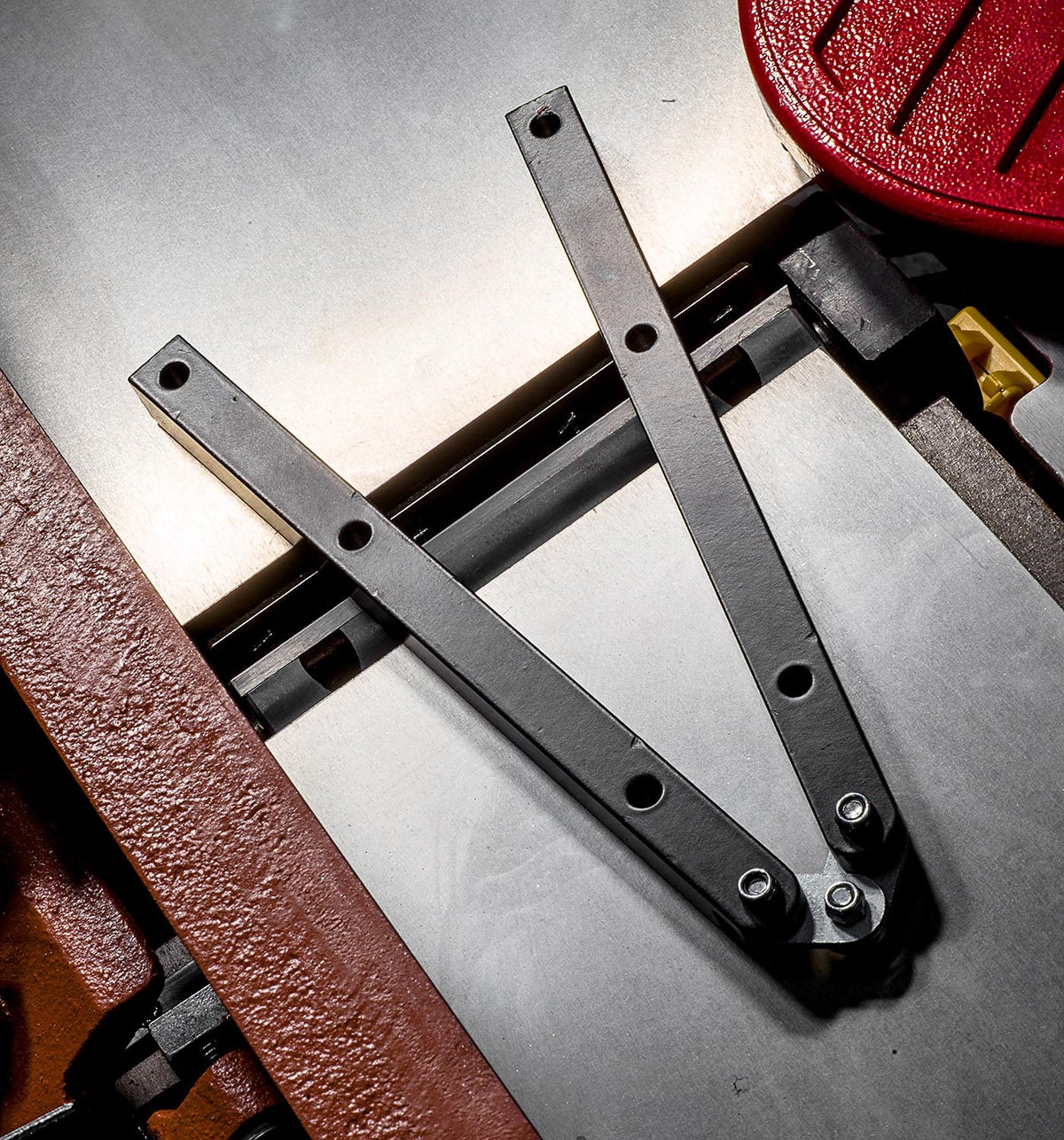 Sherwood Jointer Blade Setting Jig with rare earth magnets for precise knife alignment