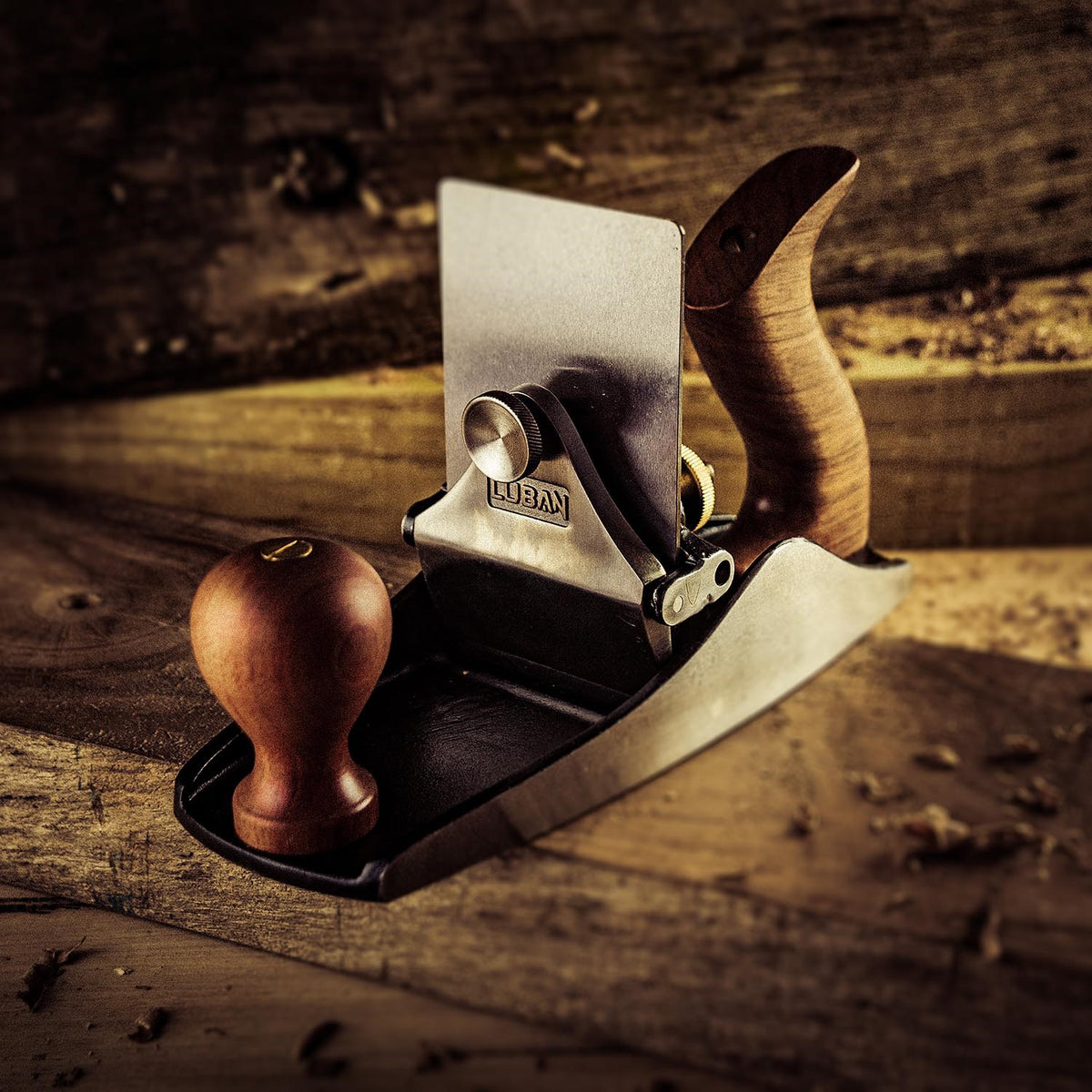 Luban No. 73 Scraper Hand Plane creating tear-out free surfaces with precision