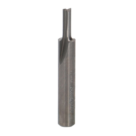 Freud 1/4in Shank Double Flute Straight Router Bit showcasing precision cutting edge