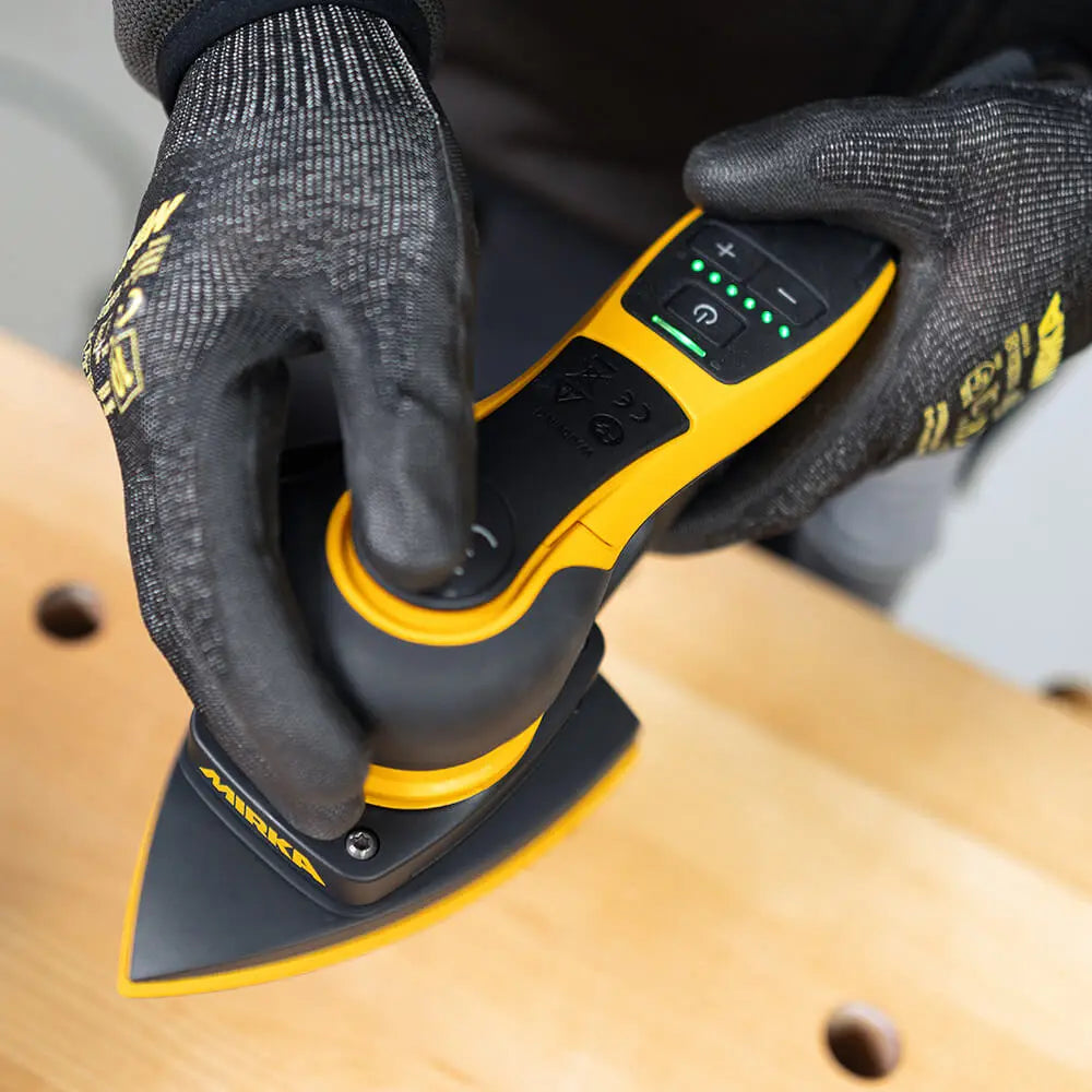 Mirka DEOS DELTA II Corner Sander - 3.0mm Orbit 663CV in action, delivering precise sanding results with ease
