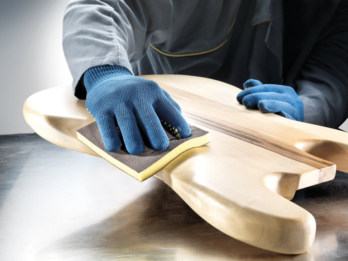 SIA Abrasives 7983 siasponge flex Abrasive Foam Pad 98 x 120 x 13mm in use on wood surface